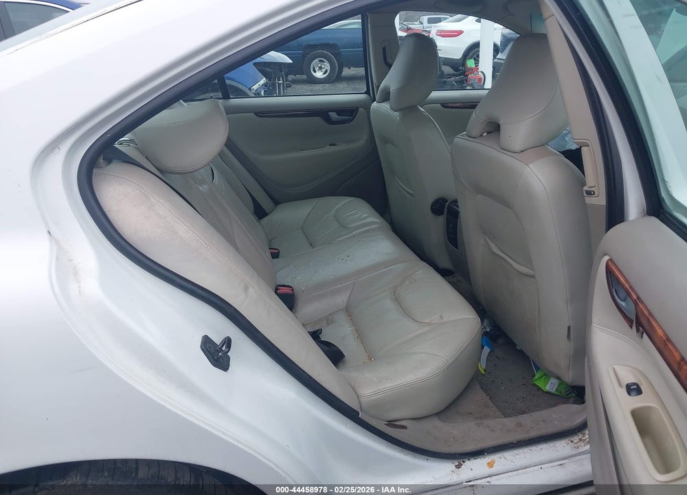 2006 VOLVO S60 2.5T VIN: YV1RS592X62505215