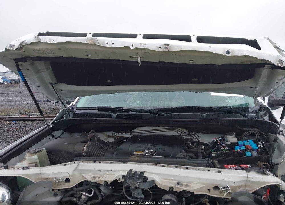 2016 TOYOTA TUNDRA SR5 5.7L V8 VIN: 5TFDY5F12GX538157