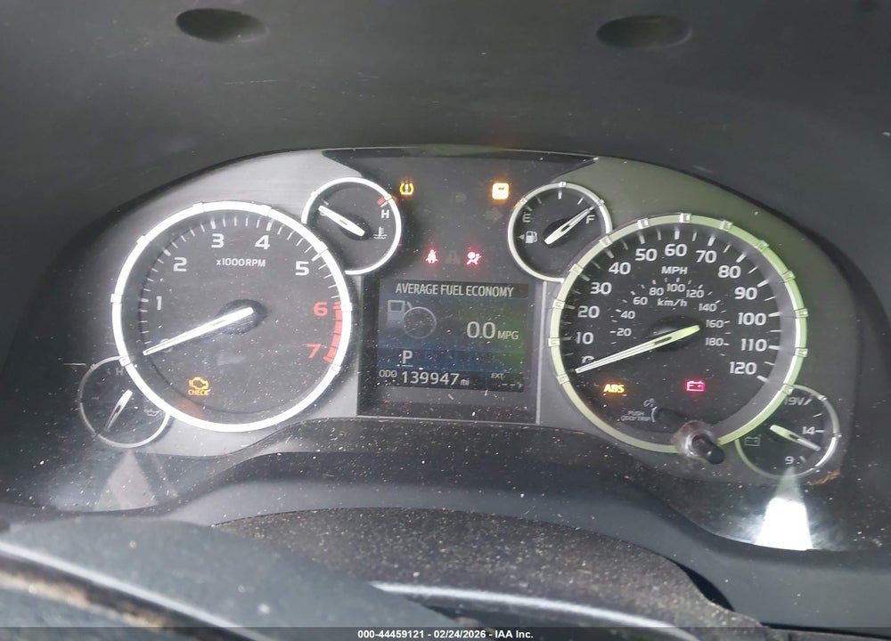 2016 TOYOTA TUNDRA SR5 5.7L V8 VIN: 5TFDY5F12GX538157