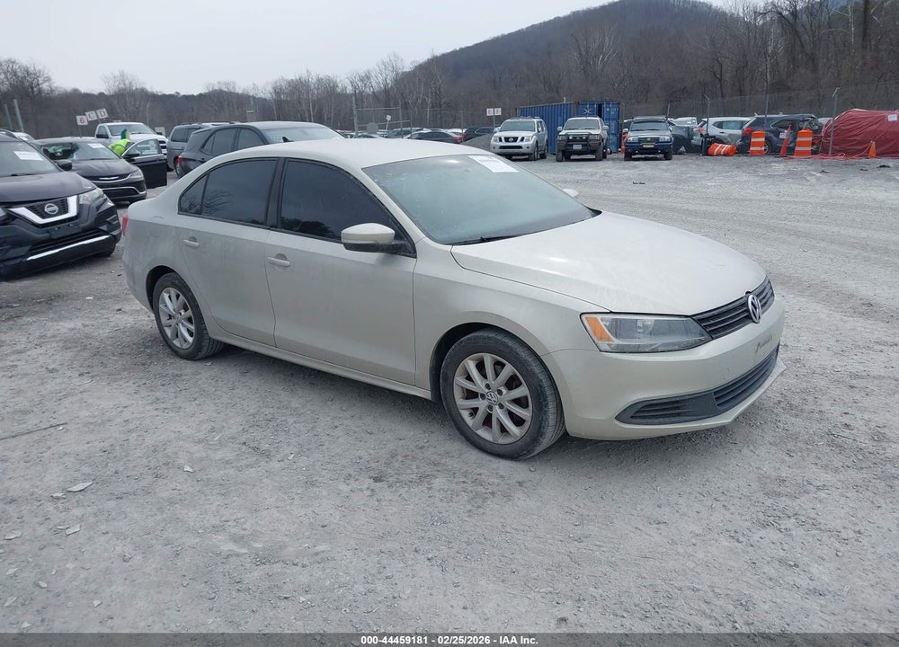 2011 VOLKSWAGEN JETTA 2.5L SE VIN: 3VWDZ7AJ3BM349626
