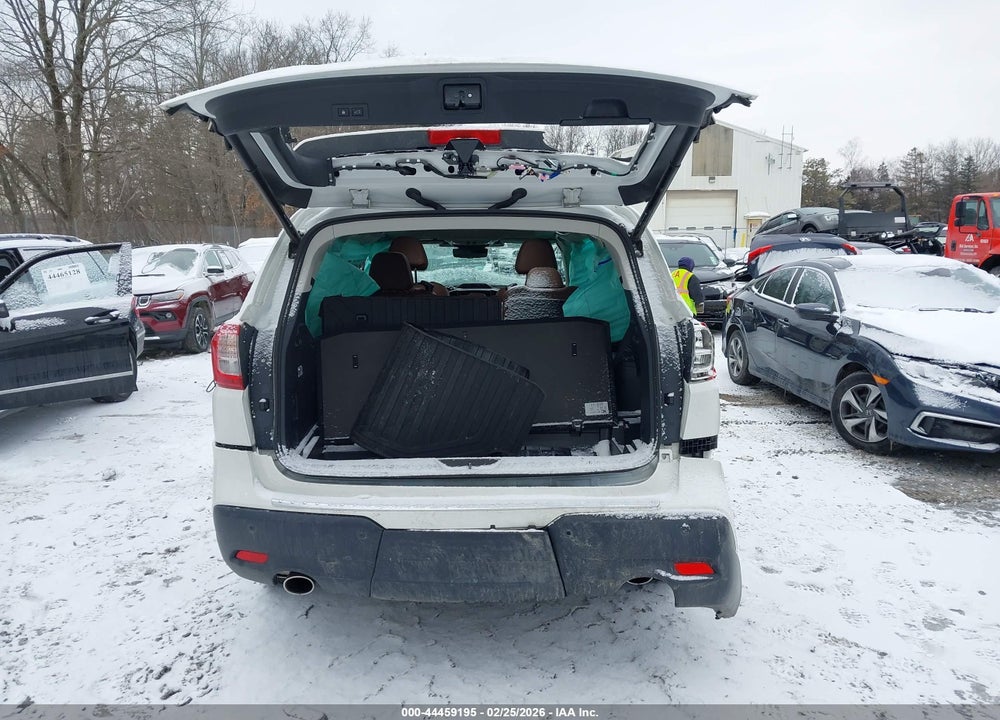 2024 SUBARU ASCENT TOURING 7-PASSENGER VIN: 4S4WMAWD8R3423432