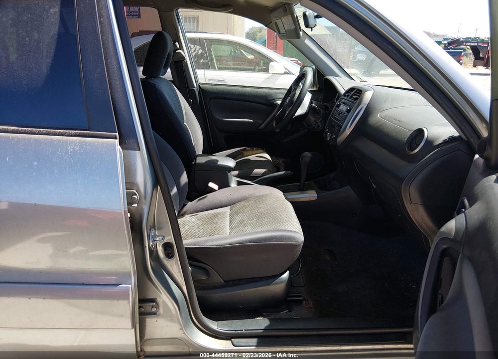 2005 TOYOTA RAV4 VIN: JTEHD20V250065854