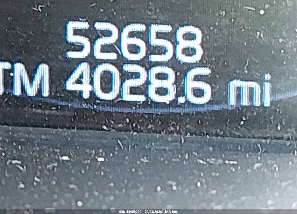 2019 VOLVO XC60 T5 INSCRIPTION VIN: LYV102DL8KB230511