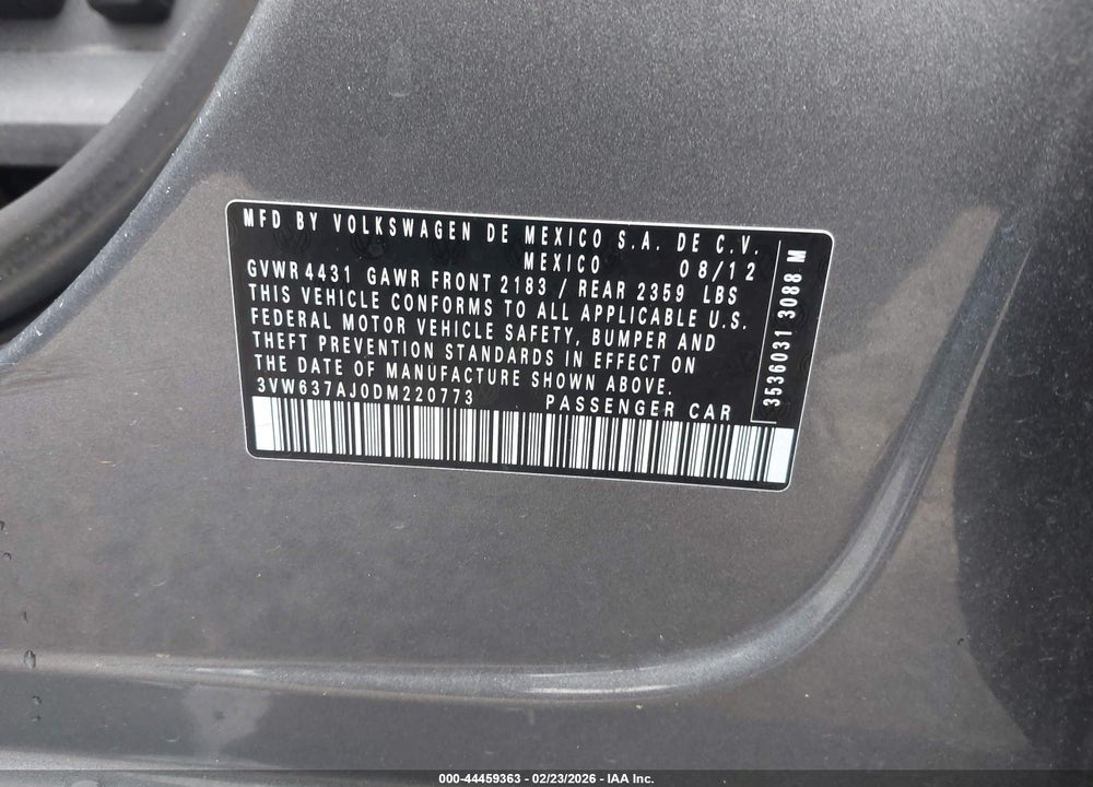 2013 VOLKSWAGEN JETTA HYBRID SEL VIN: 3VW637AJ0DM220773