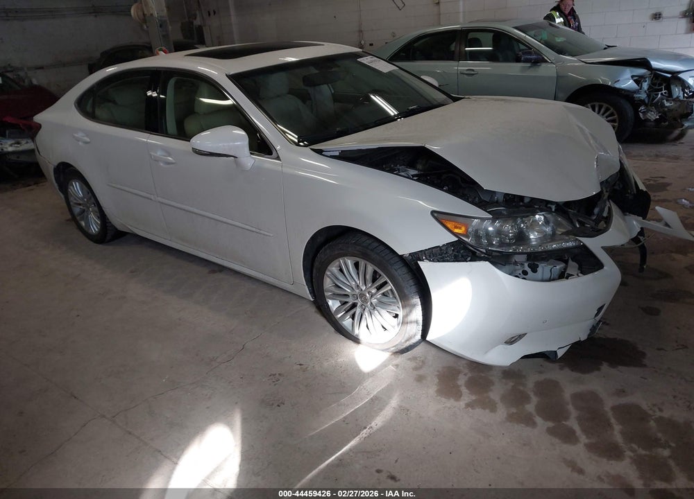 2013 LEXUS ES 350 VIN: JTHBK1GG2D2063976