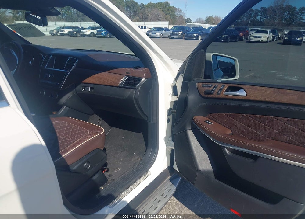 2014 MERCEDES-BENZ GL 450 4MATIC VIN: 4JGDF7CE9EA323329