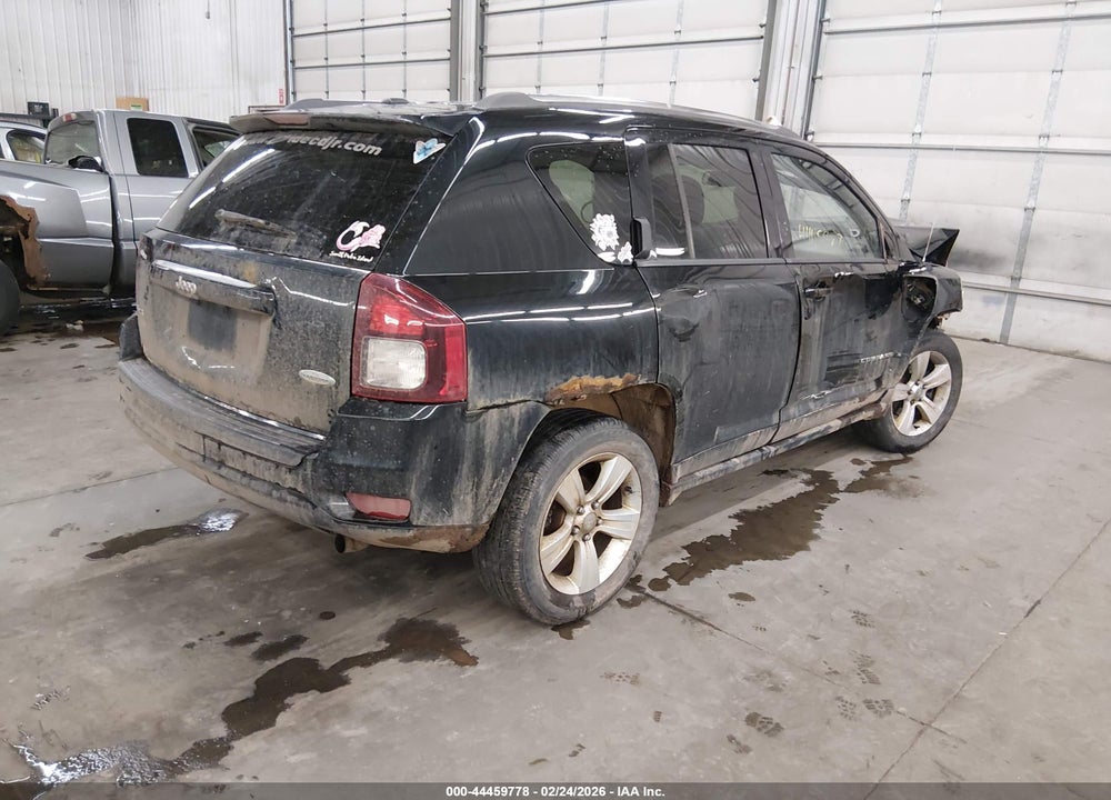 2015 JEEP COMPASS LATITUDE VIN: 1C4NJDEB8FD152047