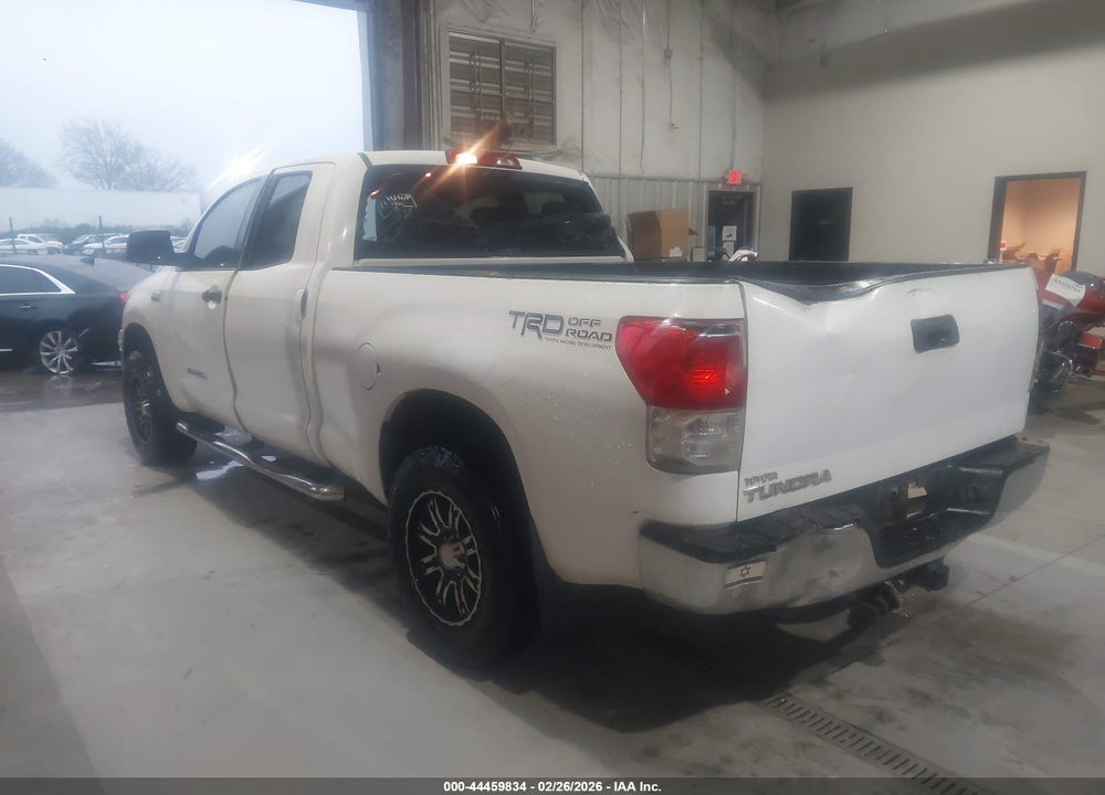 2011 TOYOTA TUNDRA GRADE 5.7L V8 VIN: 5TFRY5F16BX099947