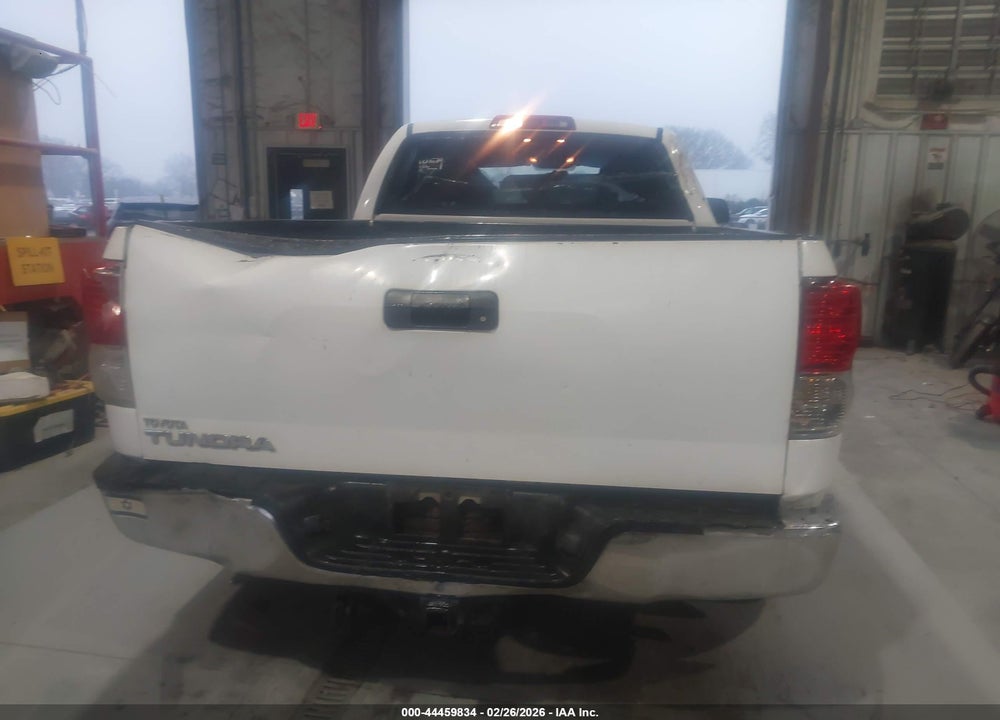 2011 TOYOTA TUNDRA GRADE 5.7L V8 VIN: 5TFRY5F16BX099947