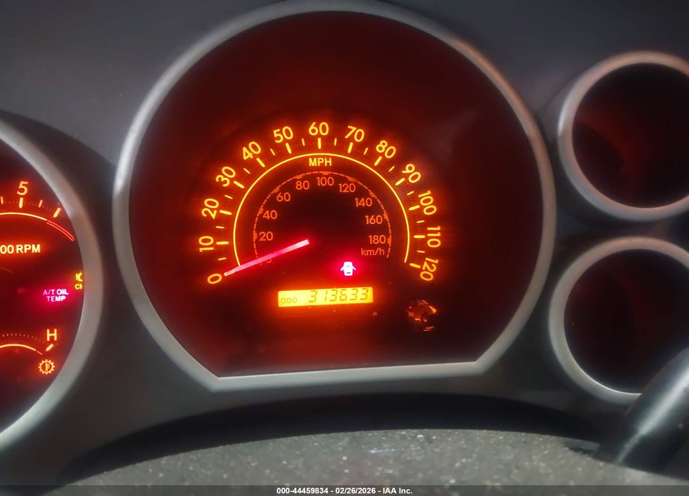 2011 TOYOTA TUNDRA GRADE 5.7L V8 VIN: 5TFRY5F16BX099947