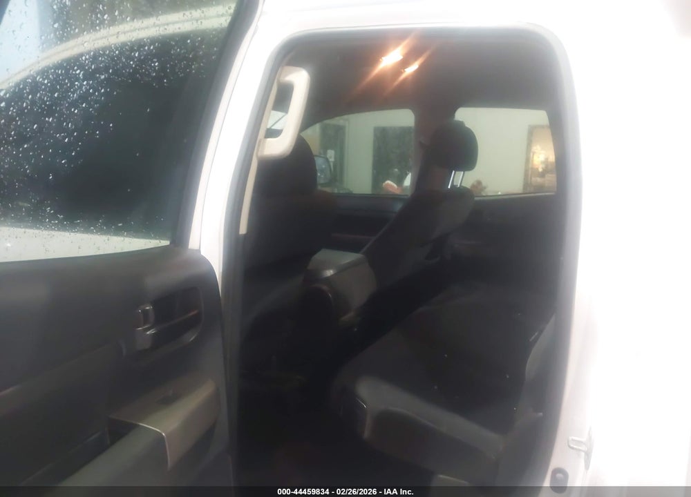 2011 TOYOTA TUNDRA GRADE 5.7L V8 VIN: 5TFRY5F16BX099947