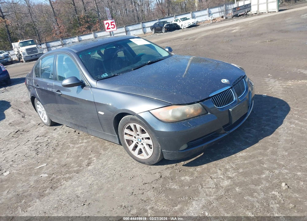 2007 BMW 328XI VIN: WBAVC93557KX60493