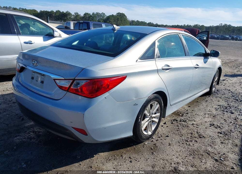 2014 HYUNDAI SONATA GLS VIN: 5NPEB4AC1EH844428
