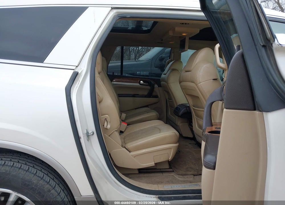2008 BUICK ENCLAVE CXL VIN: 5GAER23768J167230
