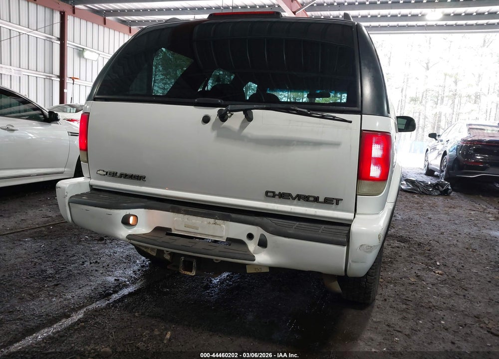 2001 CHEVROLET BLAZER LT VIN: 1GNDT13W71K263176