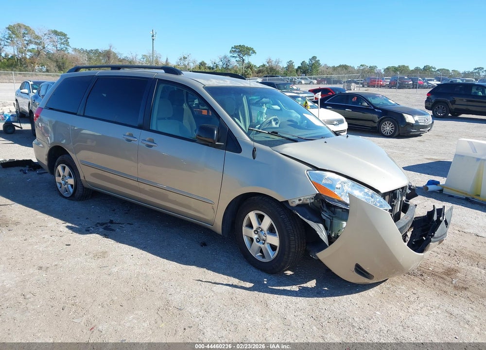 2010 TOYOTA SIENNA LE VIN: 5TDKK4CC2AS294869