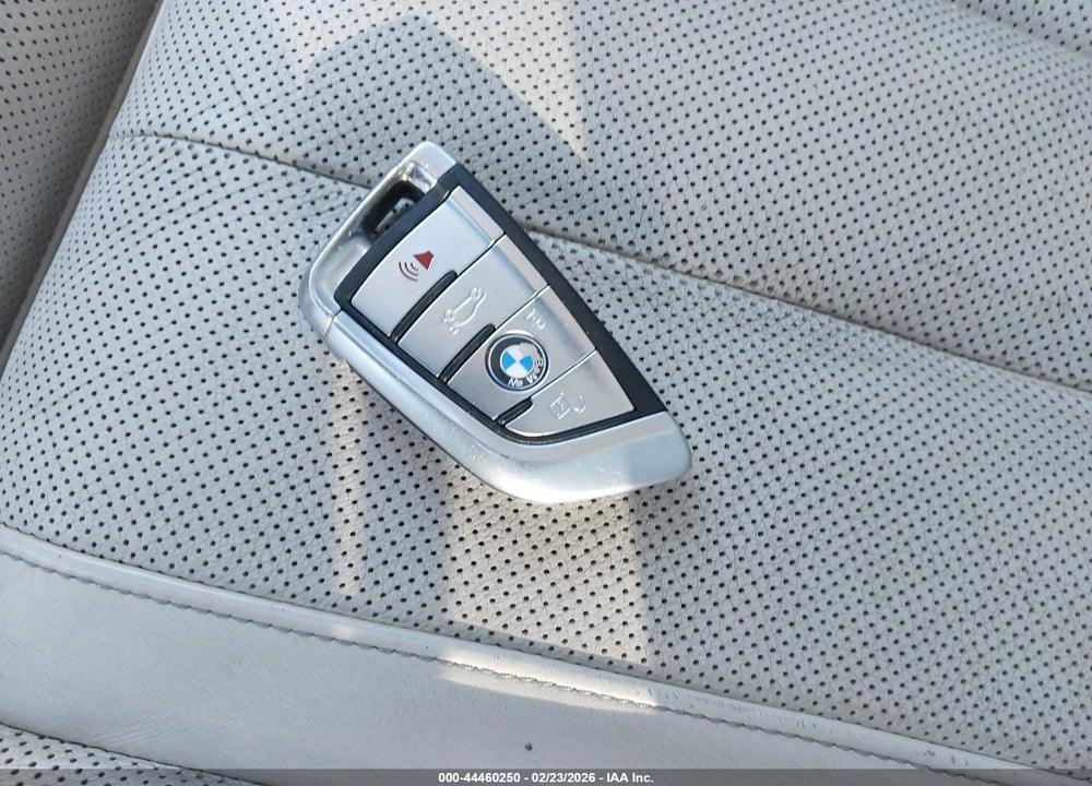 2014 BMW X5 VIN: 5UXKR6C52E0C03022