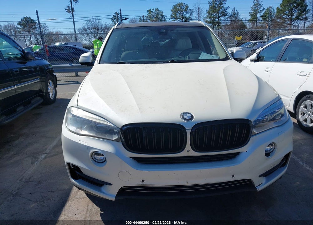 2014 BMW X5 VIN: 5UXKR6C52E0C03022
