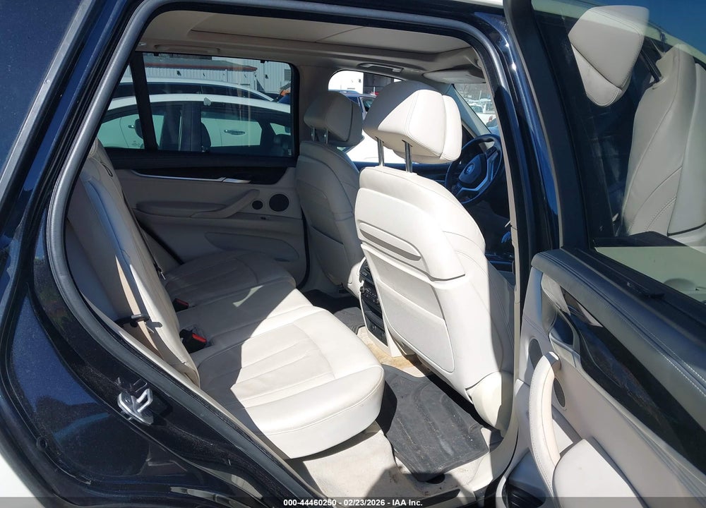 2014 BMW X5 VIN: 5UXKR6C52E0C03022