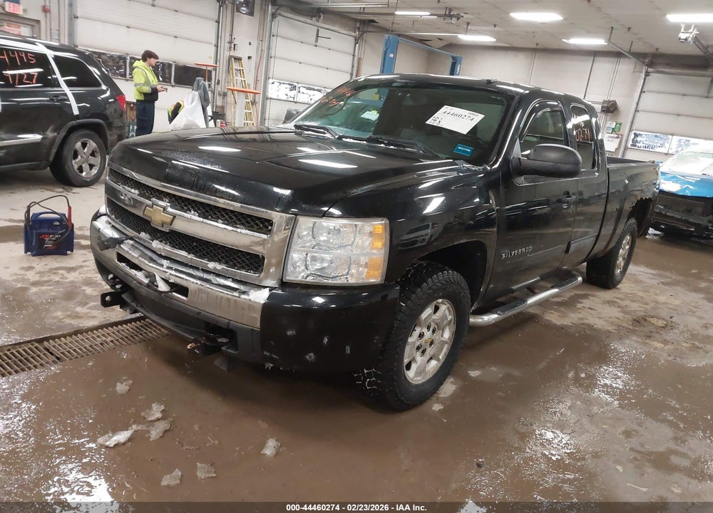 2010 CHEVROLET SILVERADO 1500 LT VIN: 1GCSKSE33AZ157018