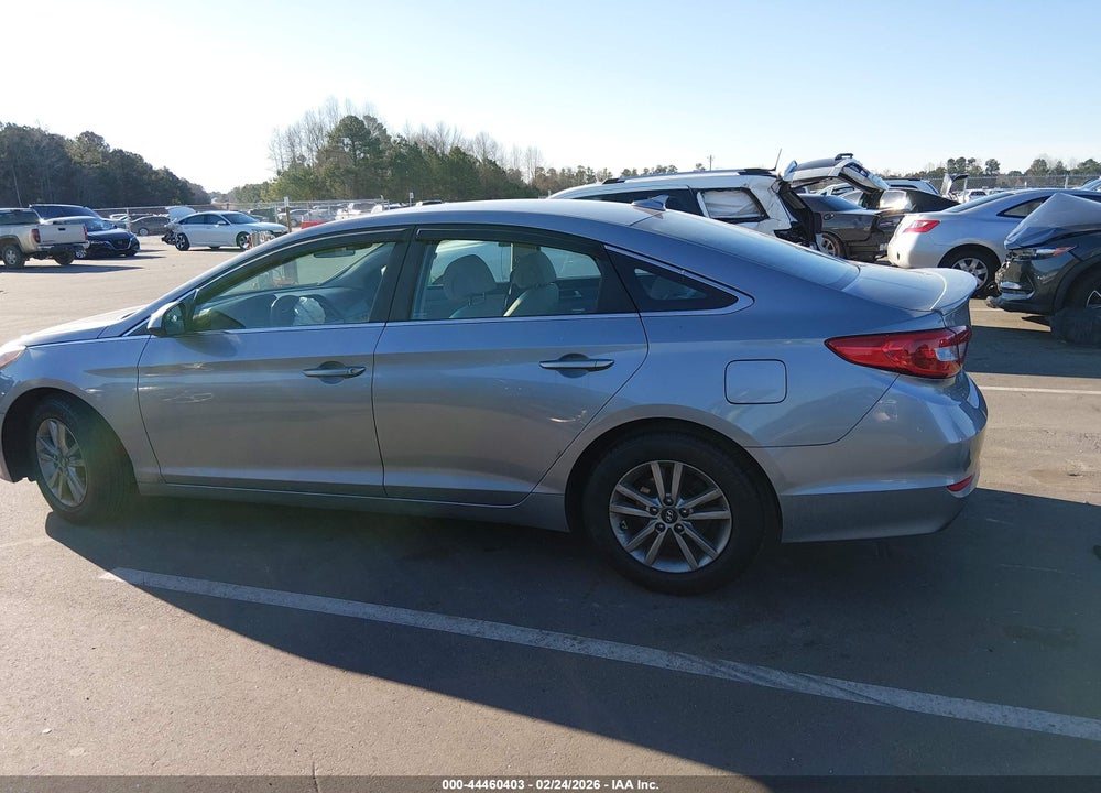 2015 HYUNDAI SONATA SE VIN: 5NPE24AF5FH252476