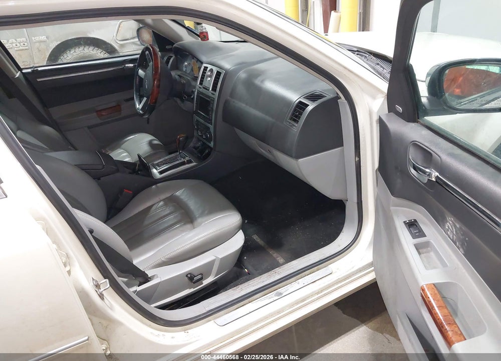 2007 CHRYSLER 300C VIN: 2C3LK63H87H674855
