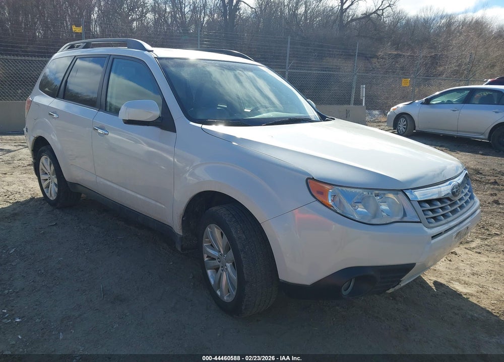 2013 SUBARU FORESTER 2.5X LIMITED VIN: JF2SHAEC8DH406479