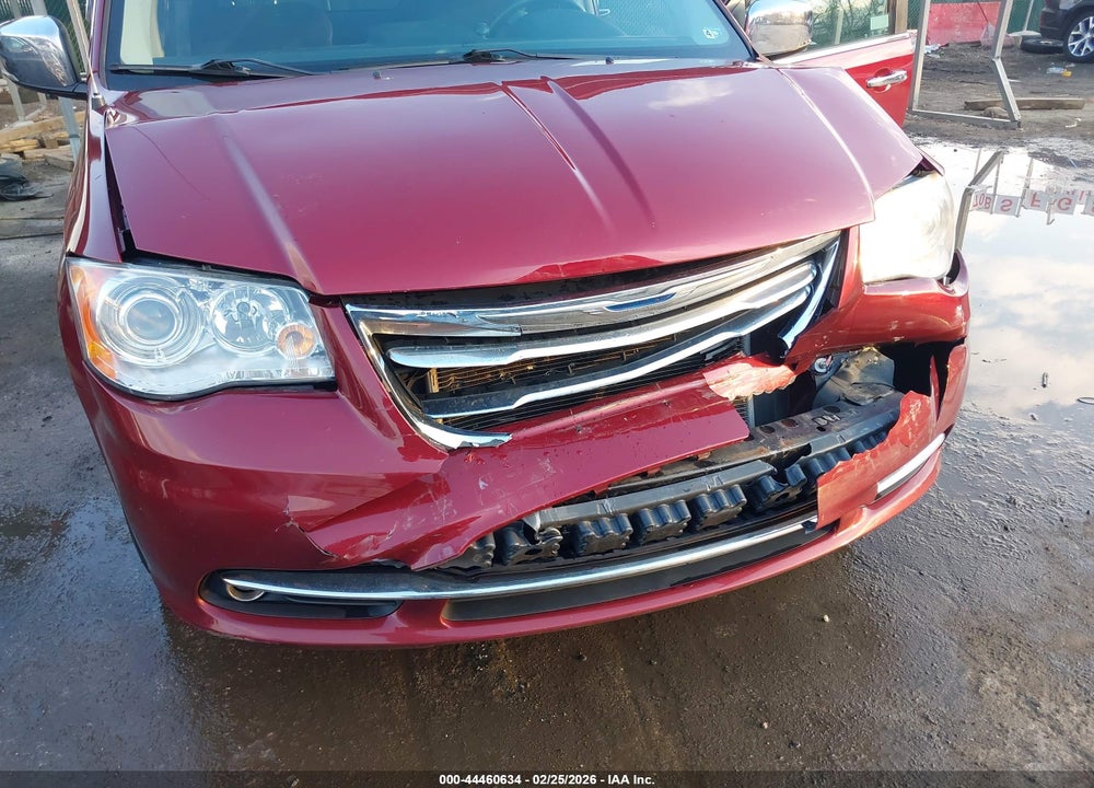 2011 CHRYSLER TOWN & COUNTRY LIMITED VIN: 2A4RR6DG2BR615188