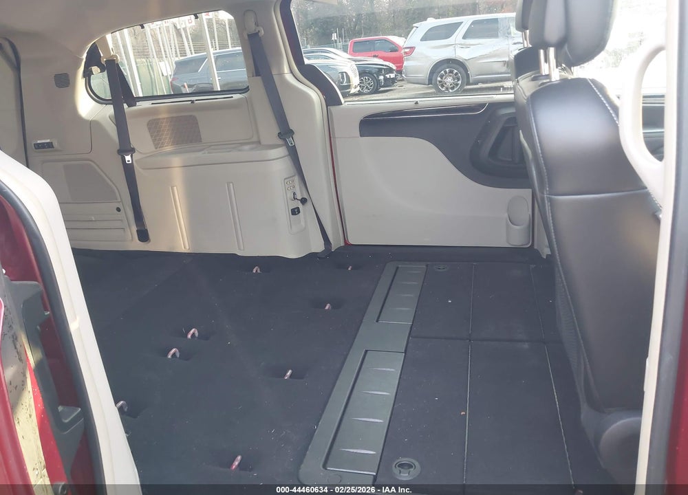 2011 CHRYSLER TOWN & COUNTRY LIMITED VIN: 2A4RR6DG2BR615188