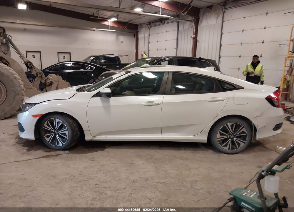 2016 HONDA CIVIC EX-T VIN: 19XFC1F31GE034877