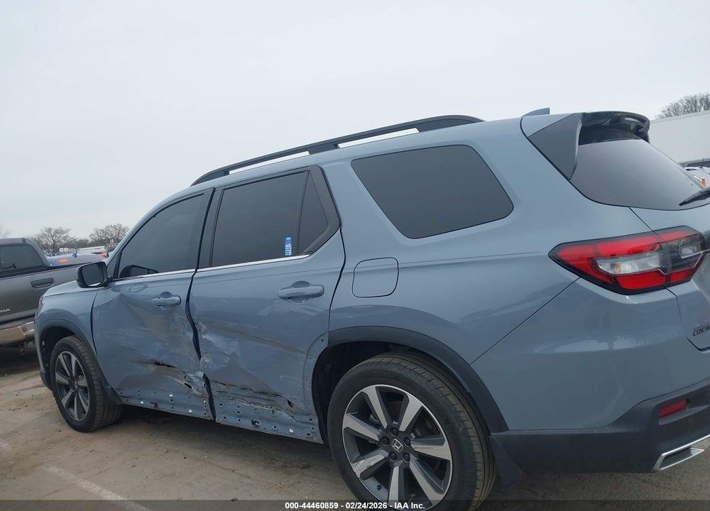 2023 HONDA PILOT 2WD TOURING VIN: 5FNYG2H7XPB003303