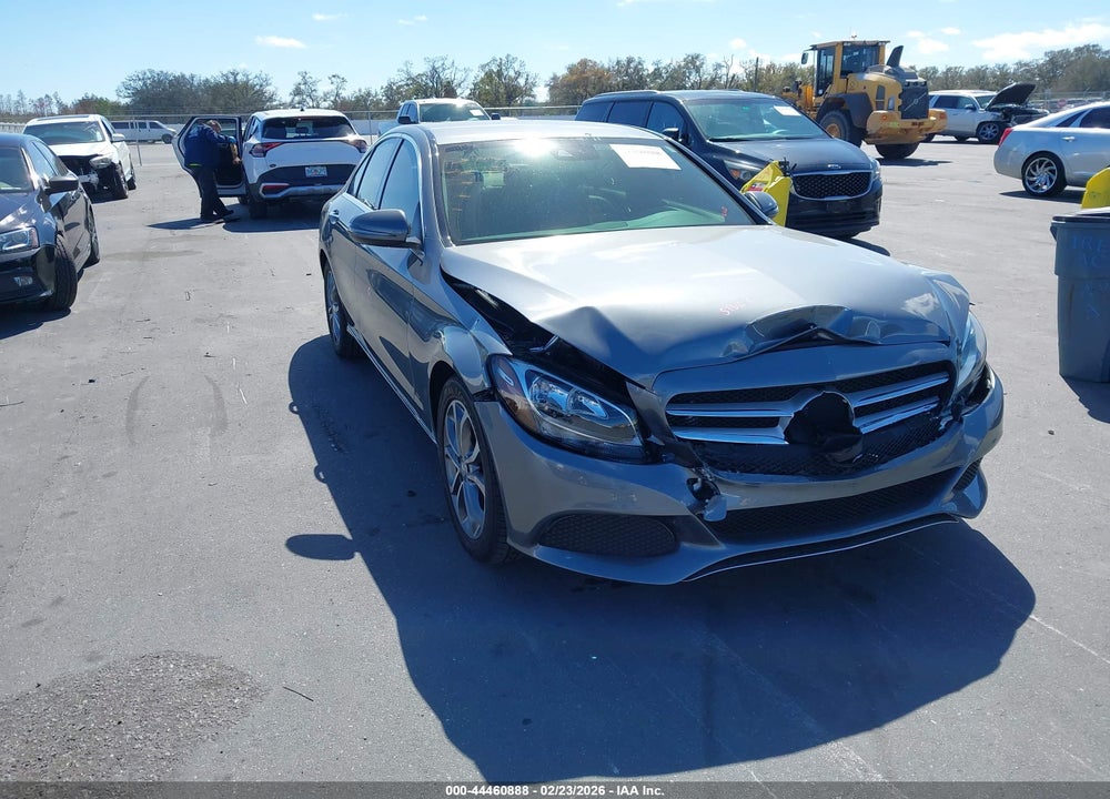 2017 MERCEDES-BENZ C 300 VIN: 55SWF4JB8HU185846
