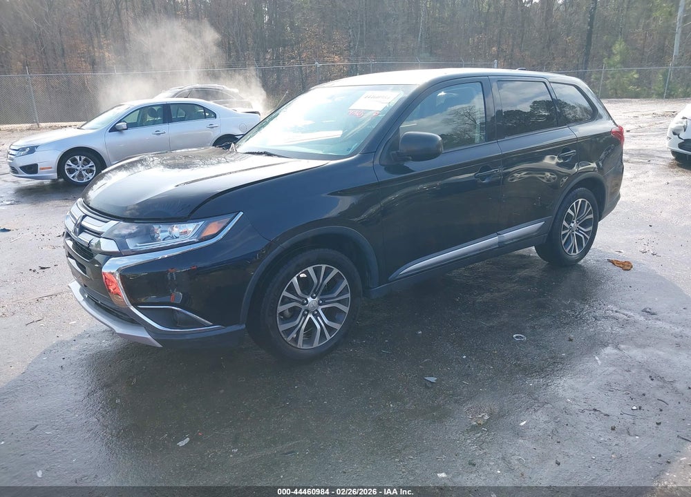 2017 MITSUBISHI OUTLANDER ES VIN: JA4AD2A39HZ010752