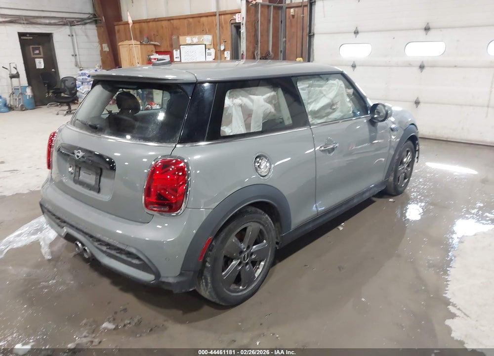 2022 MINI HARDTOP COOPER S VIN: WMW53DH06N2R11936