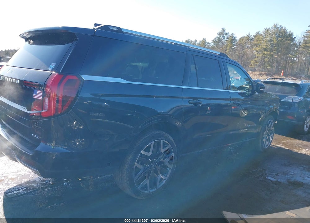 2025 FORD EXPEDITION PLATINUM MAX VIN: 1FMJK1MG6SEA22890
