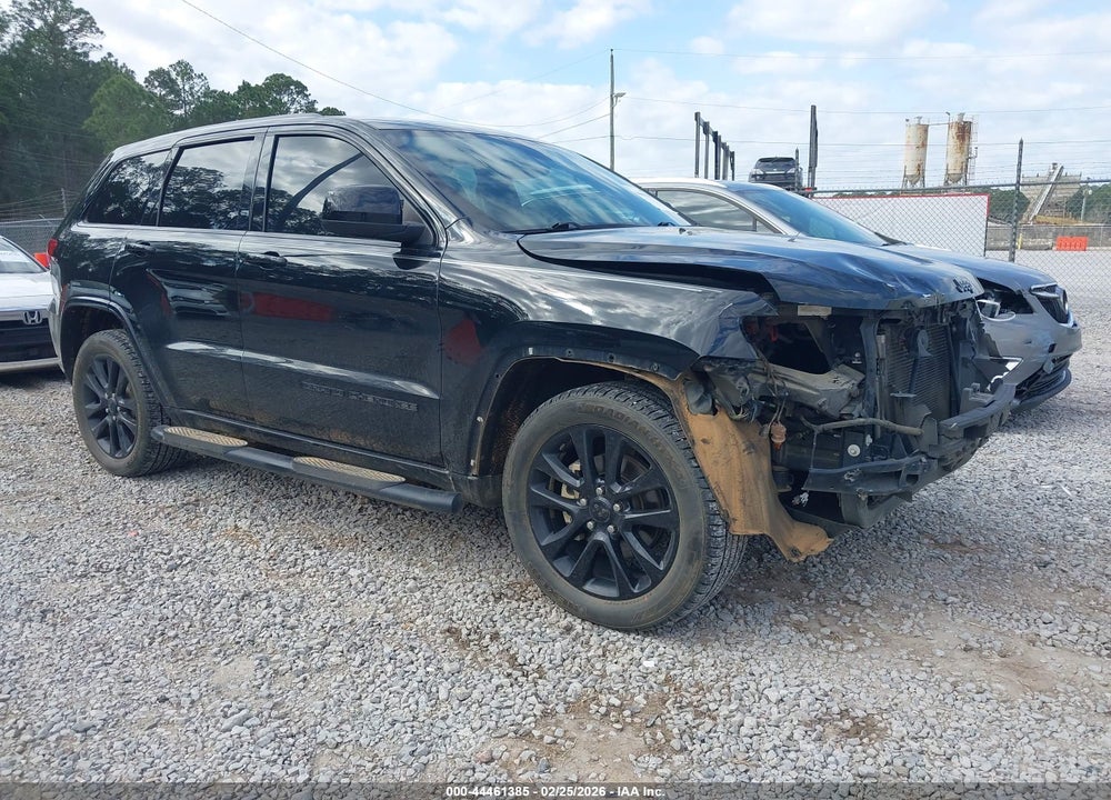 2017 JEEP GRAND CHEROKEE ALTITUDE 4X4 VIN: 1C4RJFAG0HC895566