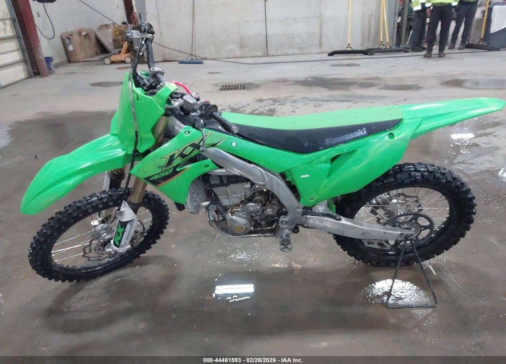 2022 KAWASAKI KX450 F VIN: JKAKXGJC6NA027723