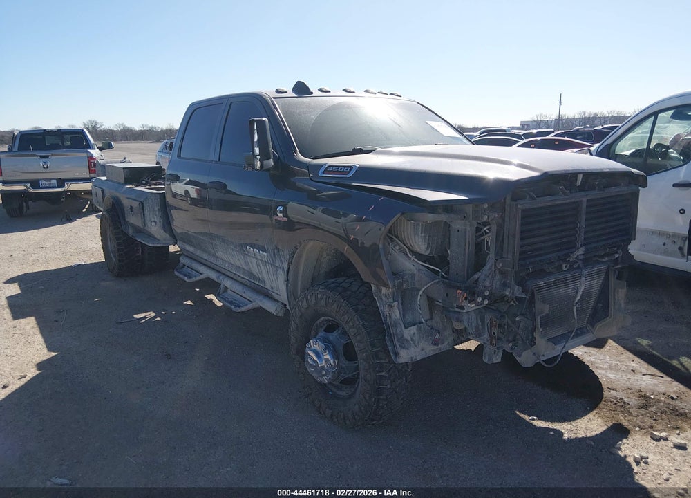 2022 RAM 3500 CHASSIS TRADESMAN/SLT/LAIE/LIMITED VIN: 3C7WRTCLXNG320438