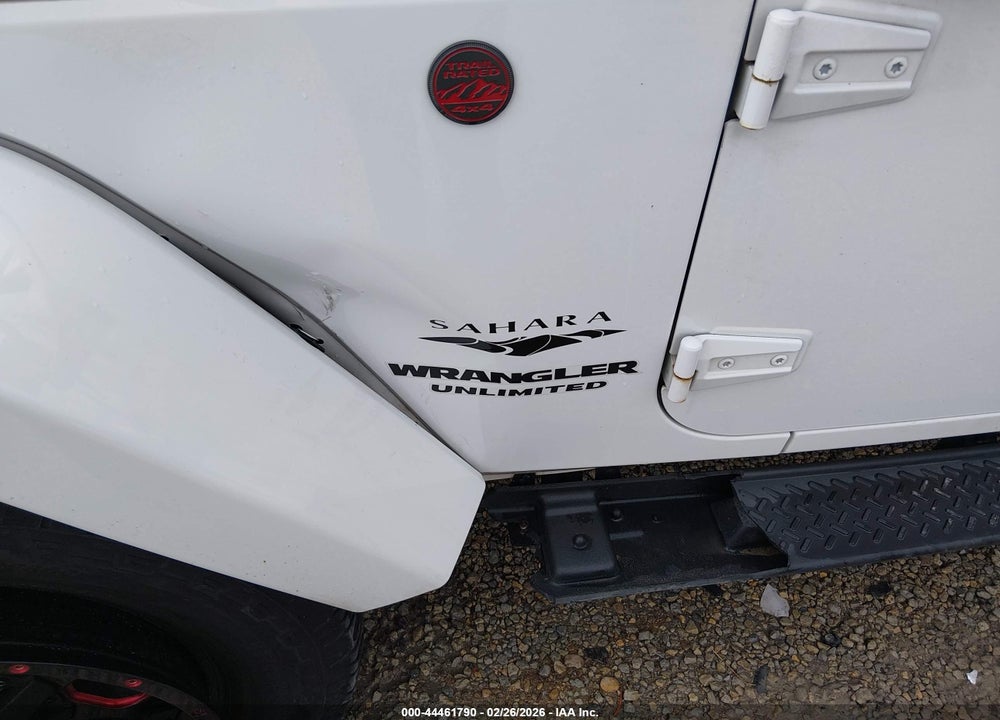 2016 JEEP WRANGLER UNLIMITED SAHARA VIN: 1C4BJWEG9GL114800