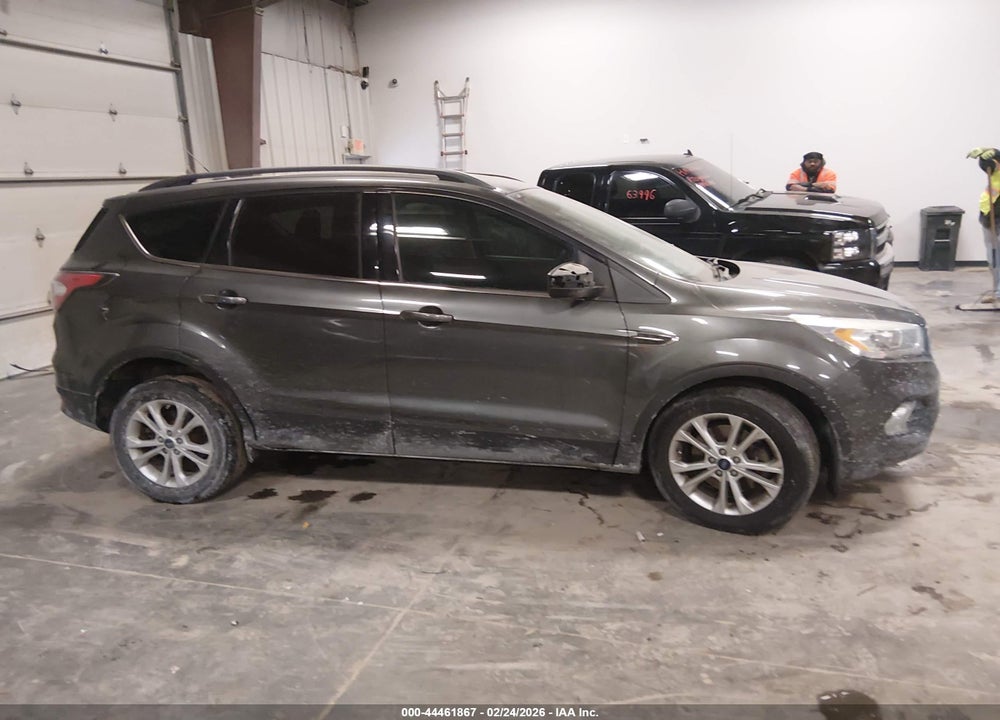 2017 FORD ESCAPE SE VIN: 1FMCU9GDXHUA89784