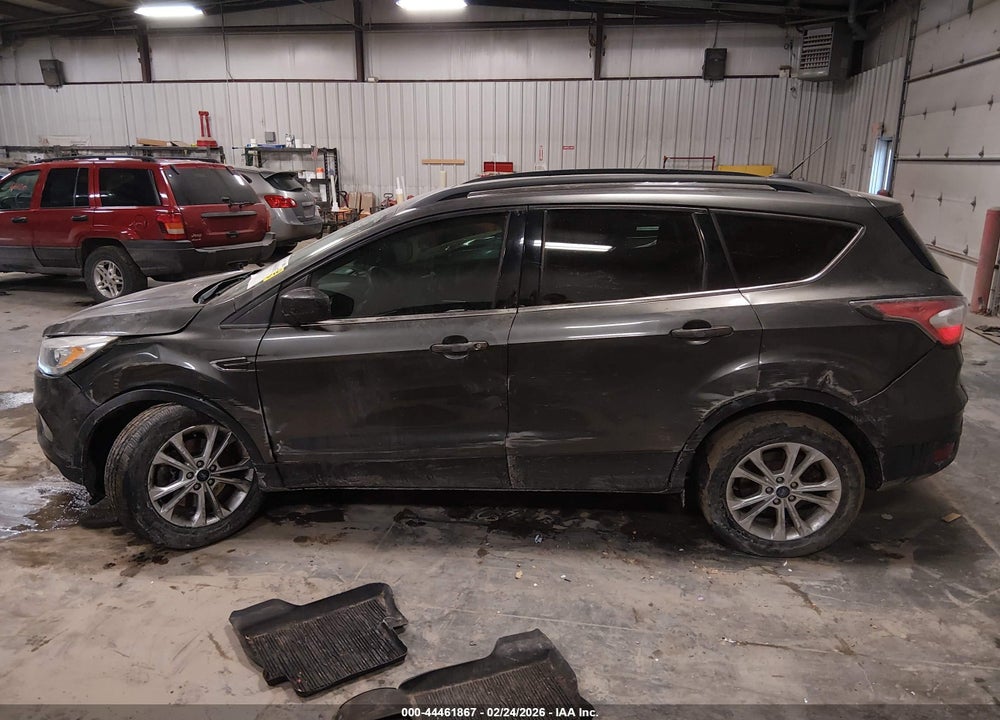 2017 FORD ESCAPE SE VIN: 1FMCU9GDXHUA89784