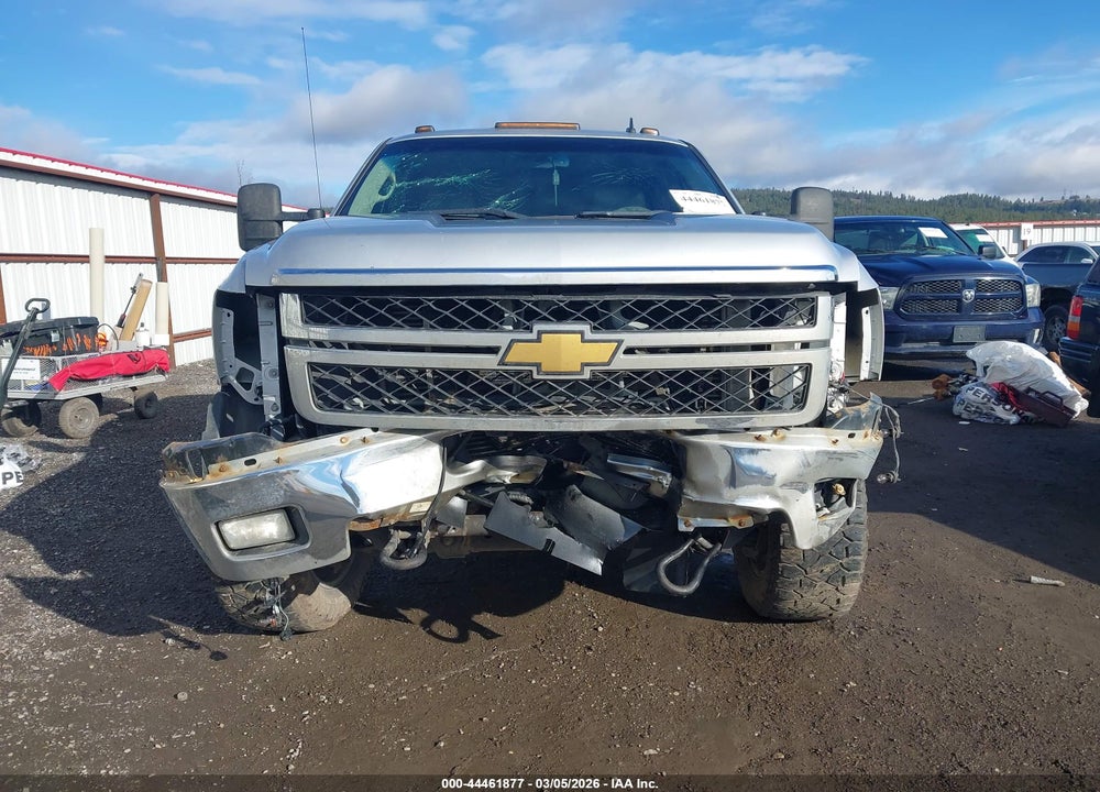 2011 CHEVROLET SILVERADO 3500HD LTZ VIN: 1GC4K1C86BF151329