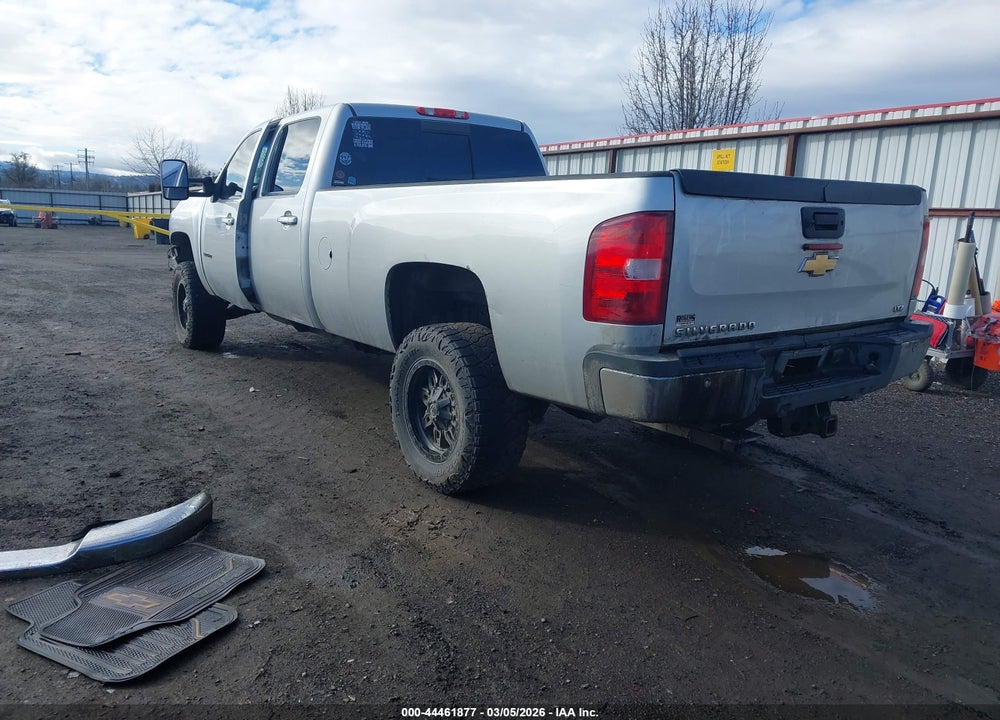 2011 CHEVROLET SILVERADO 3500HD LTZ VIN: 1GC4K1C86BF151329