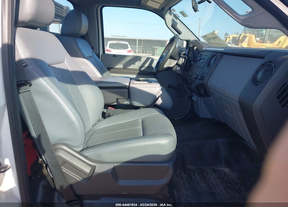 2015 FORD F-550 CHASSIS XL VIN: 1FDUF5GY0FEA16845