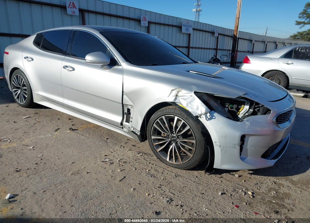 2018 KIA STINGER PREMIUM VIN: KNAE25LA0J6017118