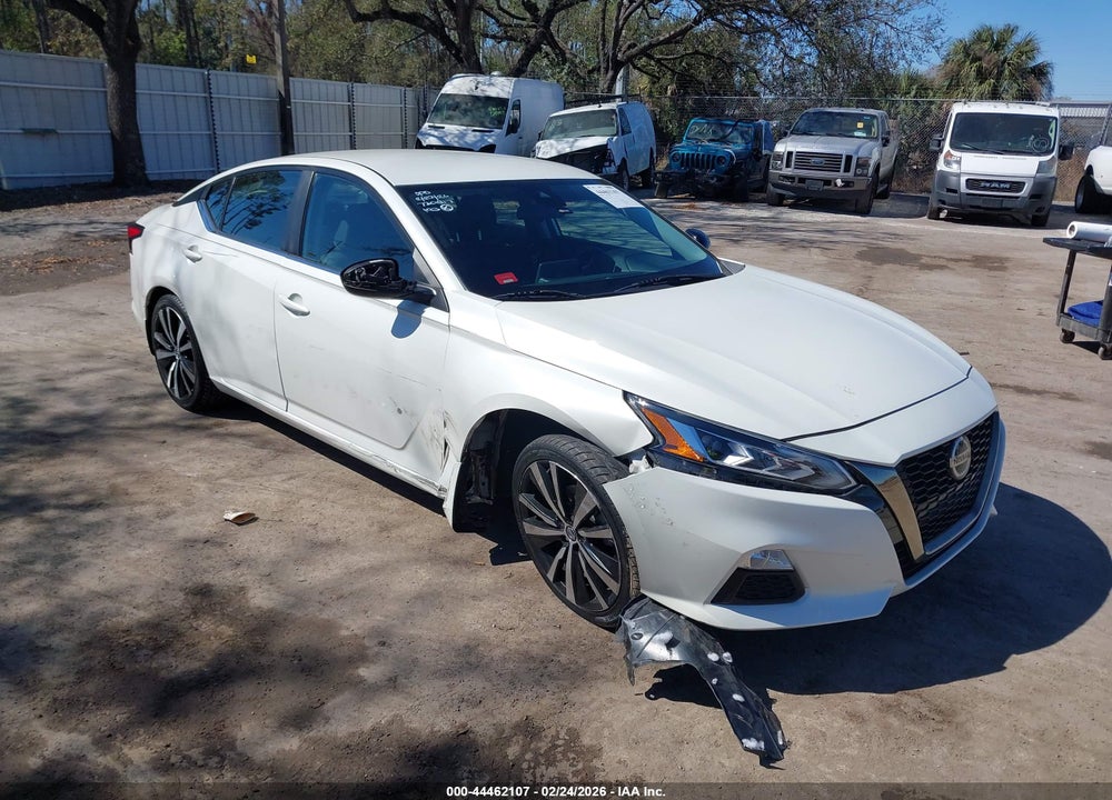 2020 NISSAN ALTIMA SR FWD VIN: 1N4BL4CV1LC269003