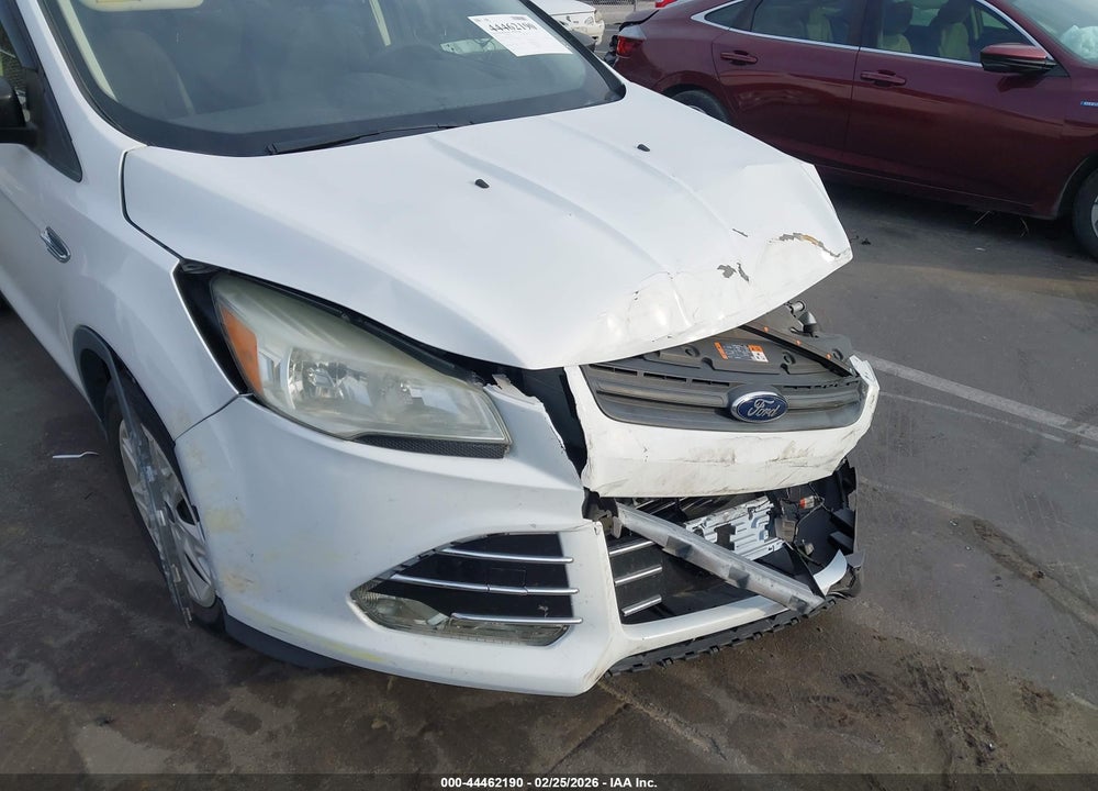 2015 FORD ESCAPE S VIN: 1FMCU0F78FUC75005