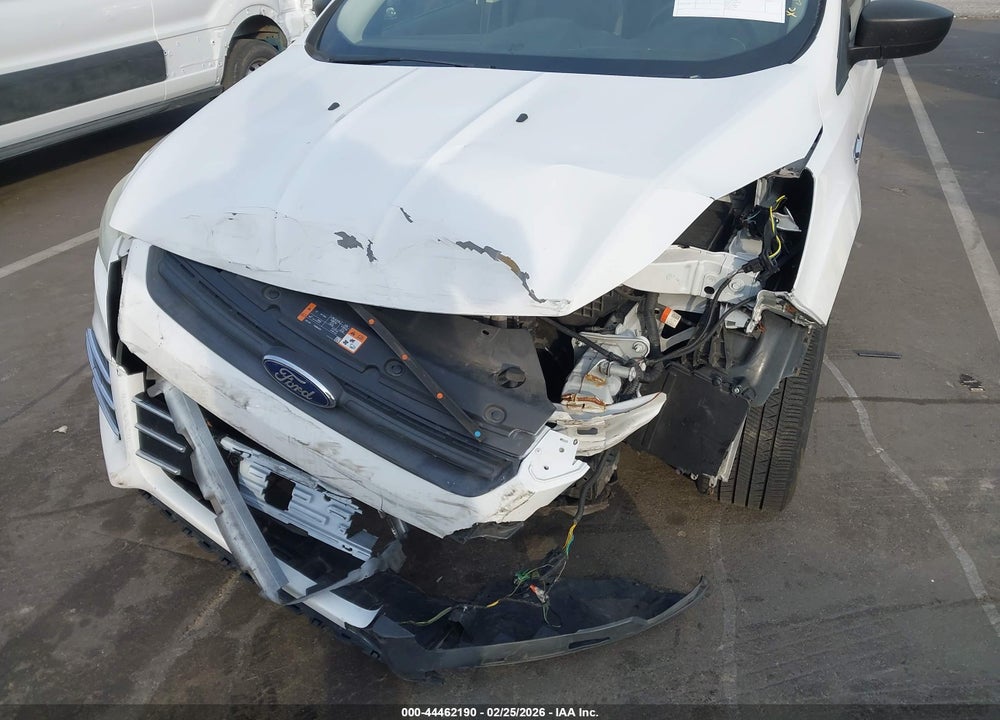 2015 FORD ESCAPE S VIN: 1FMCU0F78FUC75005