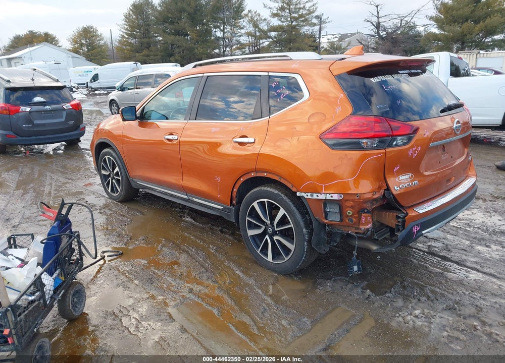 2017 NISSAN ROGUE SL VIN: 5N1AT2MV3HC813027