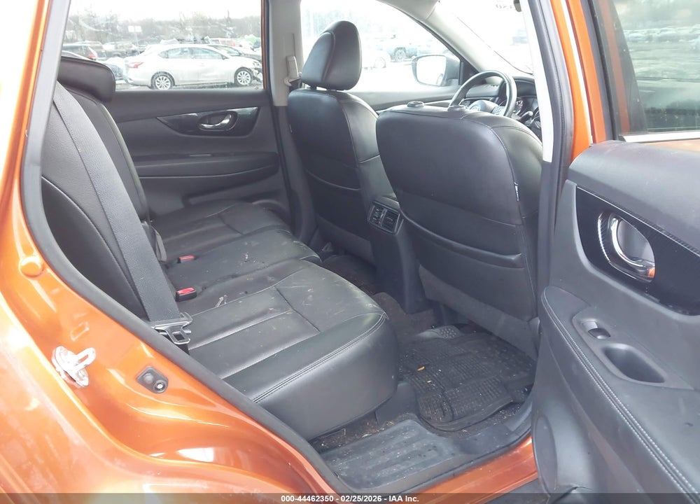 2017 NISSAN ROGUE SL VIN: 5N1AT2MV3HC813027